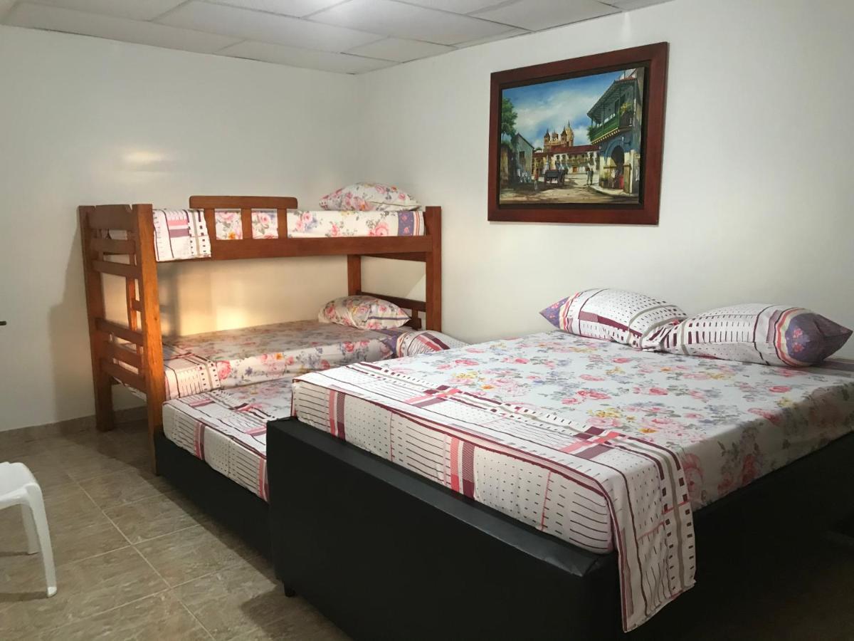 Hospedaje Caribe Express Daire Cartagena Dış mekan fotoğraf